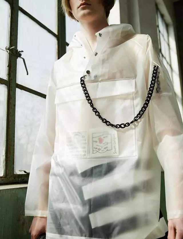 答应我，就算*裤内**晒不干，雨季也不能瞎穿！