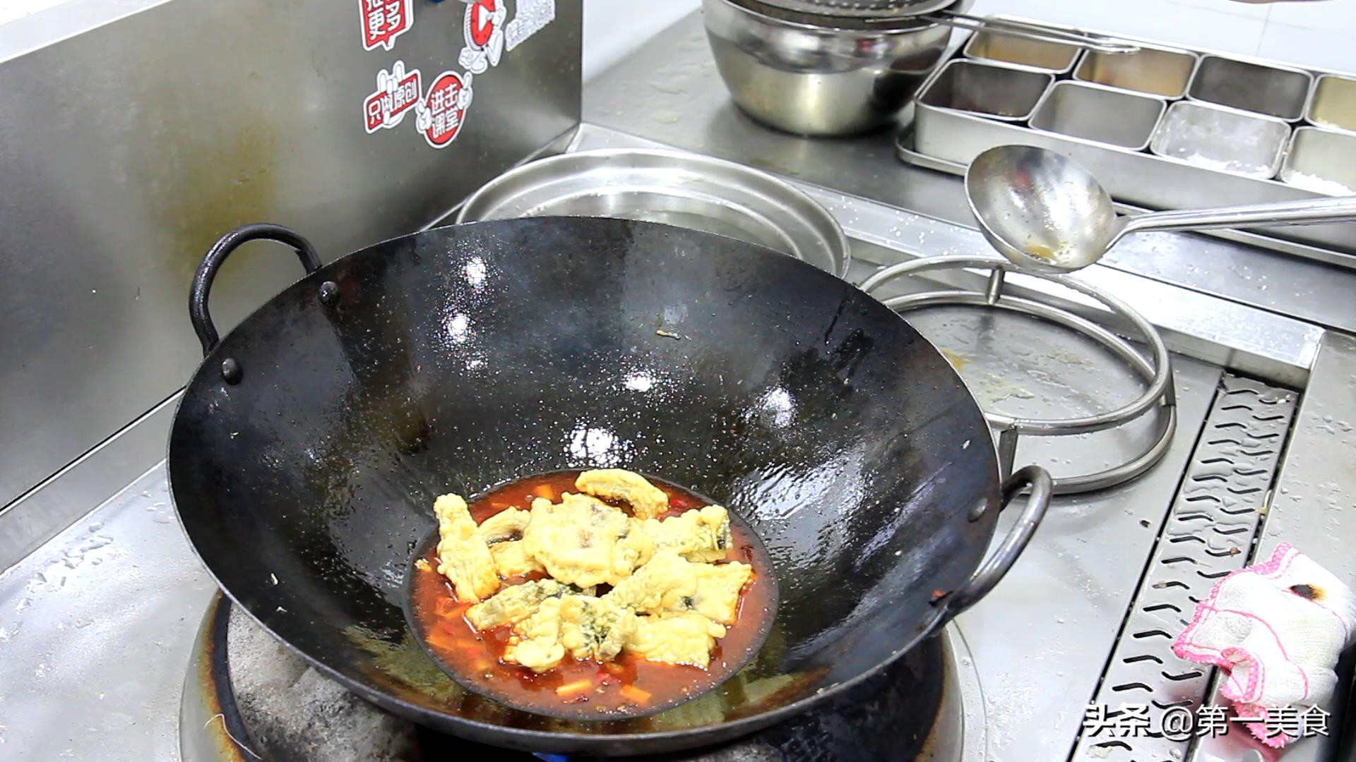 糖醋鱼块红烧鱼块的家常做法简单,湖南香辣鱼块的正宗红烧鱼块做法