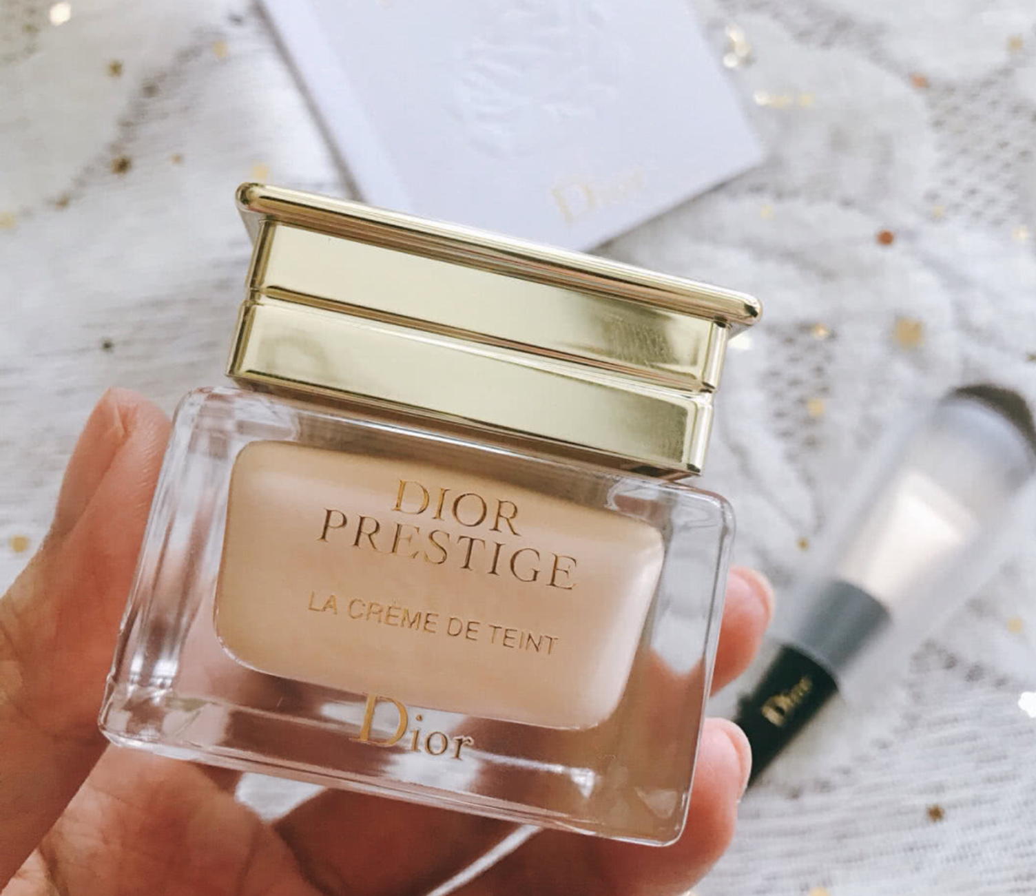 新款娇兰金钻干皮粉底液测评,ysl新超模粉底液和娇兰金钻粉底液