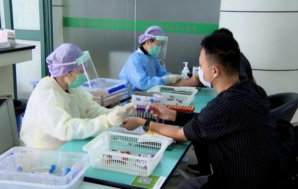 鍦ㄧ嚎闂瘖鍔╁姏鎶楀嚮鐤儏,绾夸笂闂瘖鏂板啝鐤儏