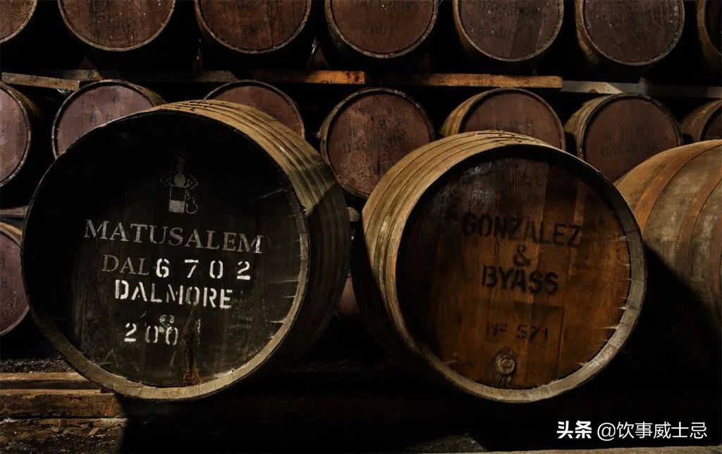 流金岁月喝的威士忌叫什么,流金岁月里面的威士忌什么酒