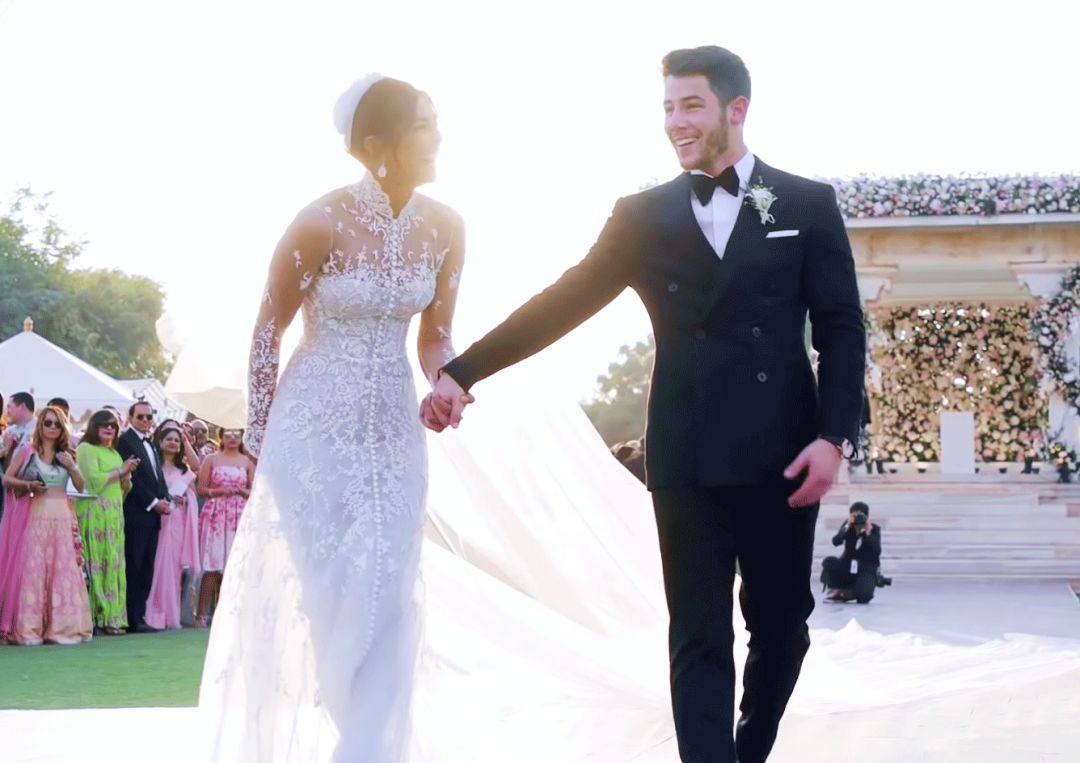 看看最美的新娘子，2019争取把2018送出去的份子钱收回来～