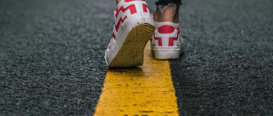 借两万元创业年收入500万大结局,借1000万的现金回本赚钱的生意