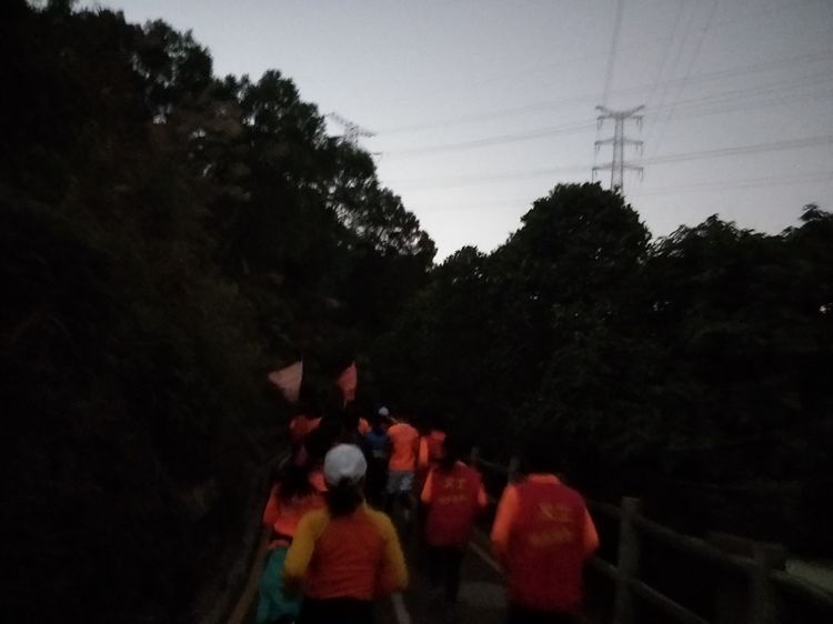 魅力深马，微马同行！六约微马助力深圳国际马拉松