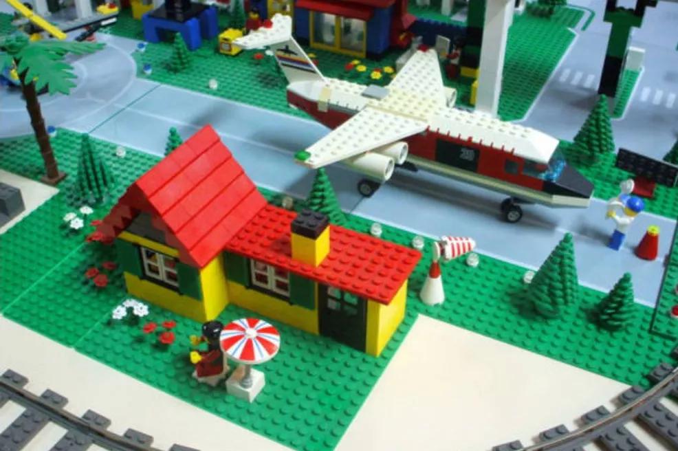 你给孩子买过乐高吗?为什么乐高玩具这么贵?