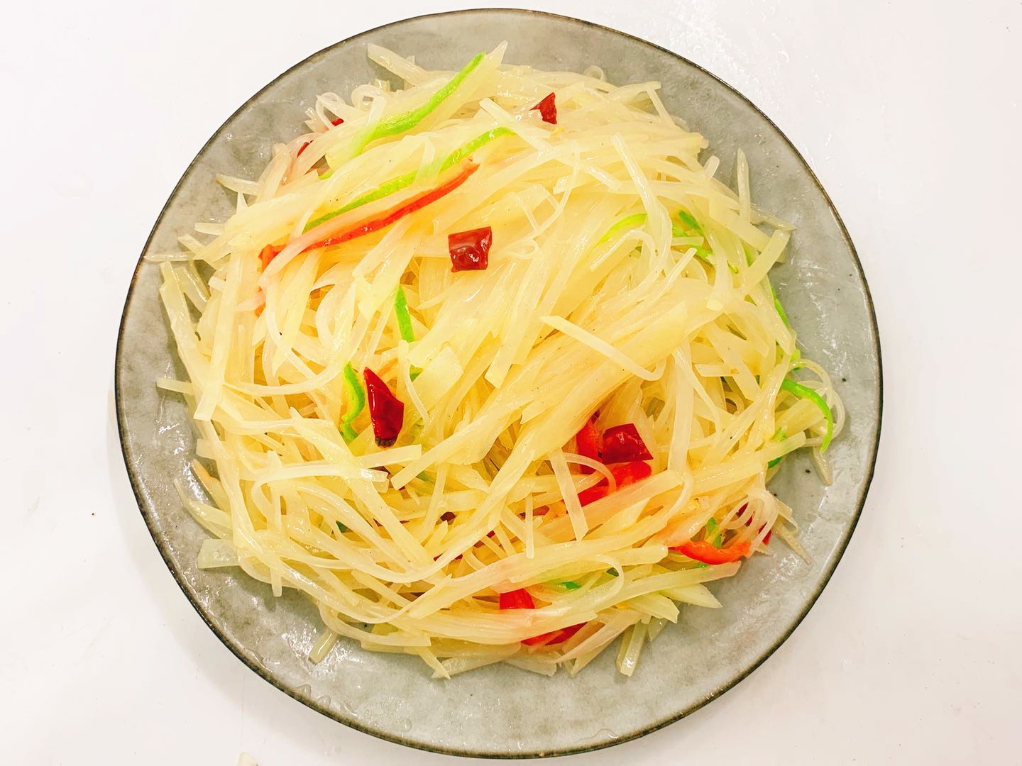 厨师长教你酸辣土豆丝的做法视频,酸辣土豆丝做法厨师长视频