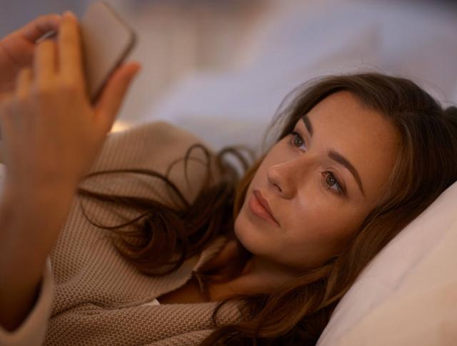 偷看“不良视频”，删除浏览记录，自以为瞒天过海？网友：天真了