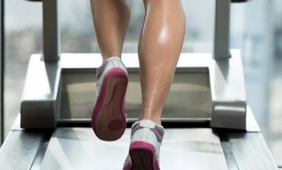 男生腿比女生腿直的医学原因,男生腿普遍比女生细科普