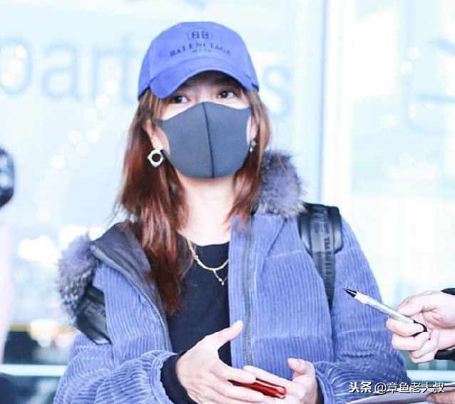 赵薇出现粉丝呼声最大,赵薇出席活动粉丝呐喊