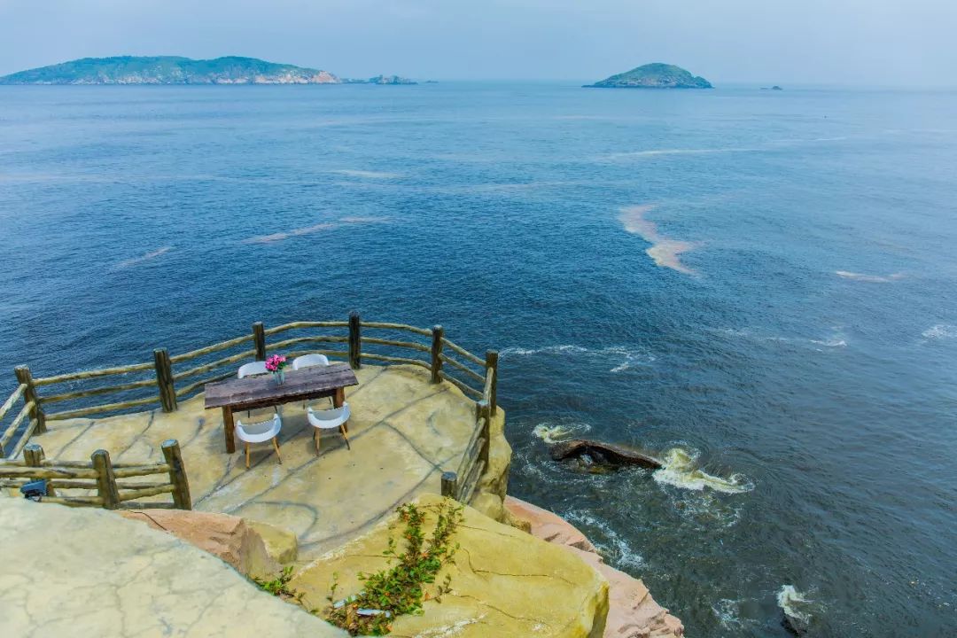 中国版圣托里尼，就在南麂岛！住一次悬崖洞穴酒店