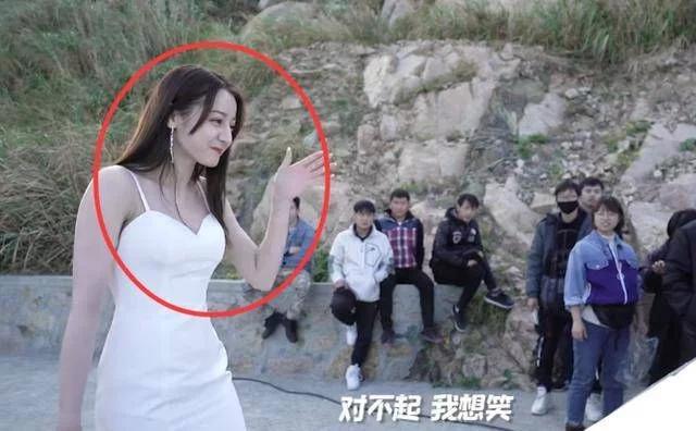 迪丽热巴拍戏时笑场,迪丽热巴拍戏现场各种搞怪