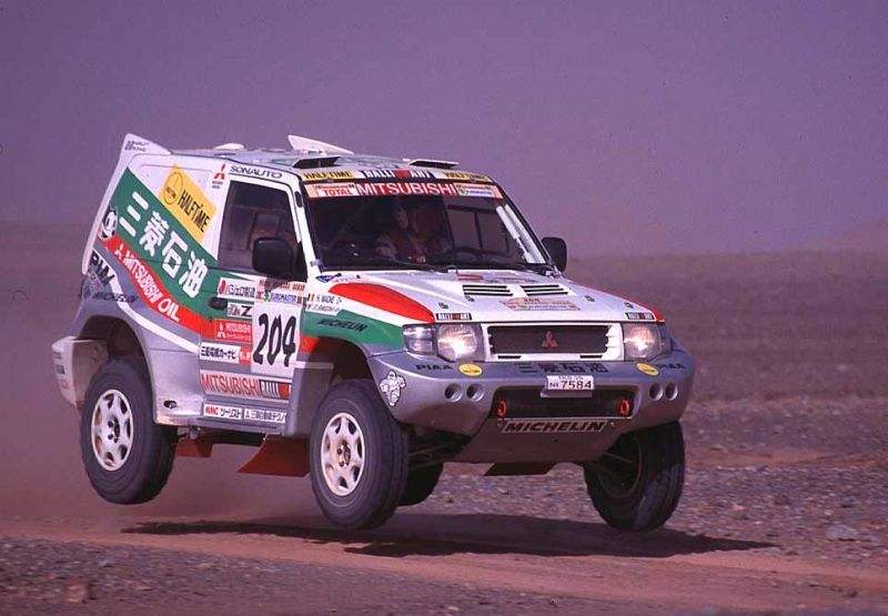 三菱帕杰罗evolution改装,三菱帕杰罗v55evo极限越野