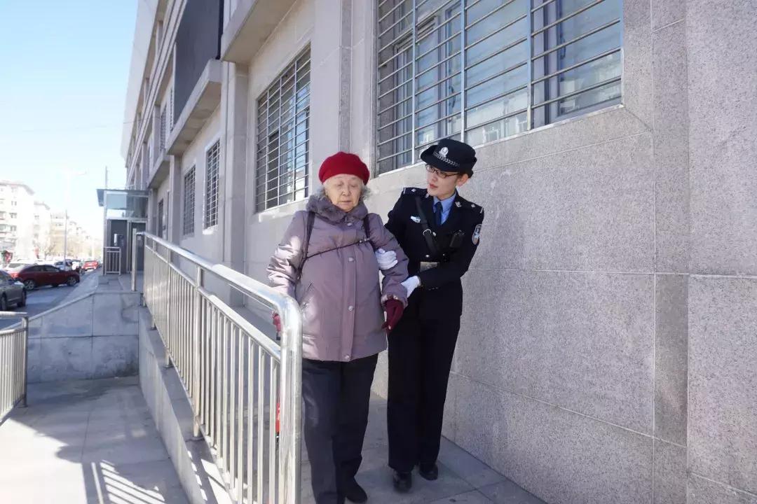 法院司法警察安检常遇问题,法警安检的注意事项