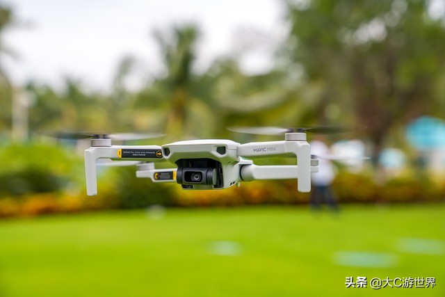大疆御mavicmini无人机价格,大疆御mavic2无人机评测