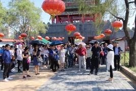 依兰回老家,依兰归来