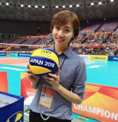 魏秋月和袁灵犀照片,中国女排队长魏秋月婚礼花絮