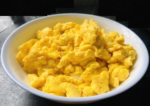 平菇颜色怎么是咖啡色的,平菇炒鸡蛋又鲜又嫩吗