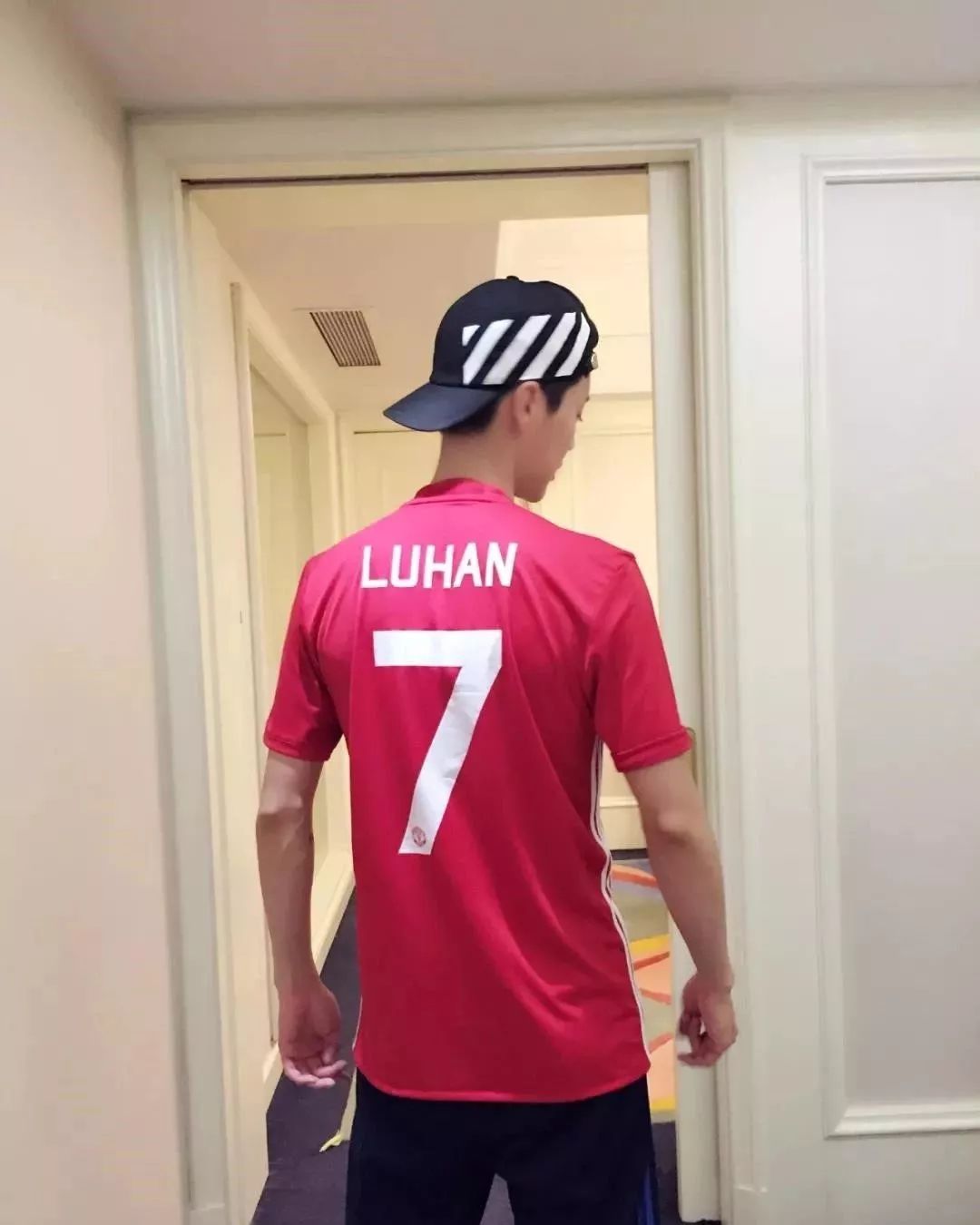 鹿晗真的是纯爷们吗,鹿晗真的是太爷们吗