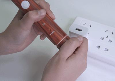 下雨天鞋子脏了怎么清洗小妙招,鞋子又脏又霉怎么洗