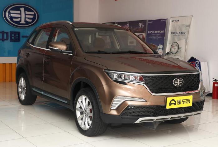 森雅8万左右的车型七座,一汽森雅r8上市售价7.49万元起