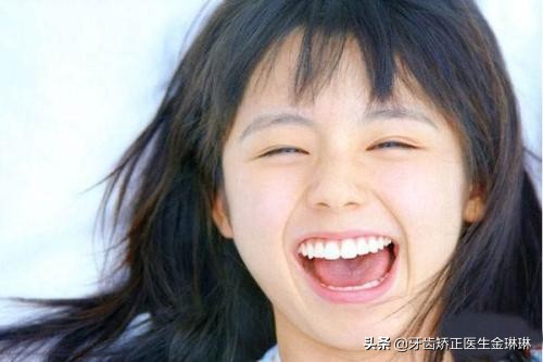 种植牙有什么风险和危害,种植牙对身体有什么危害吗