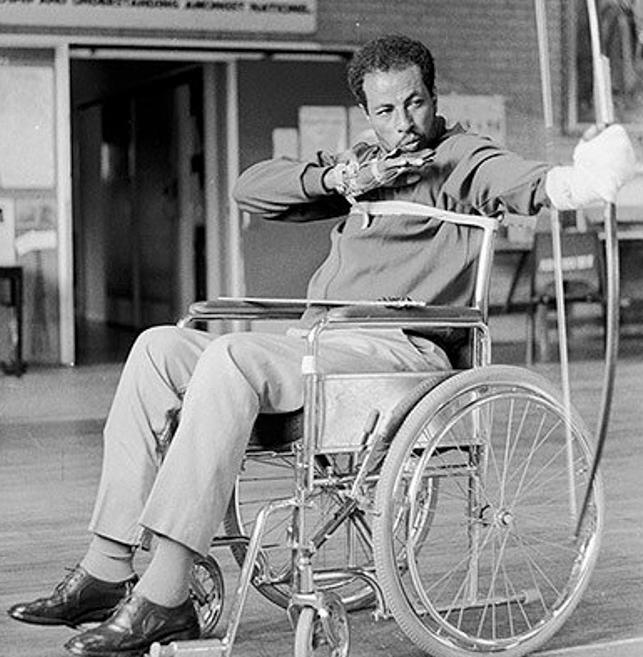 阿贝贝比基拉个人资料,奥运冠军阿贝贝比基拉