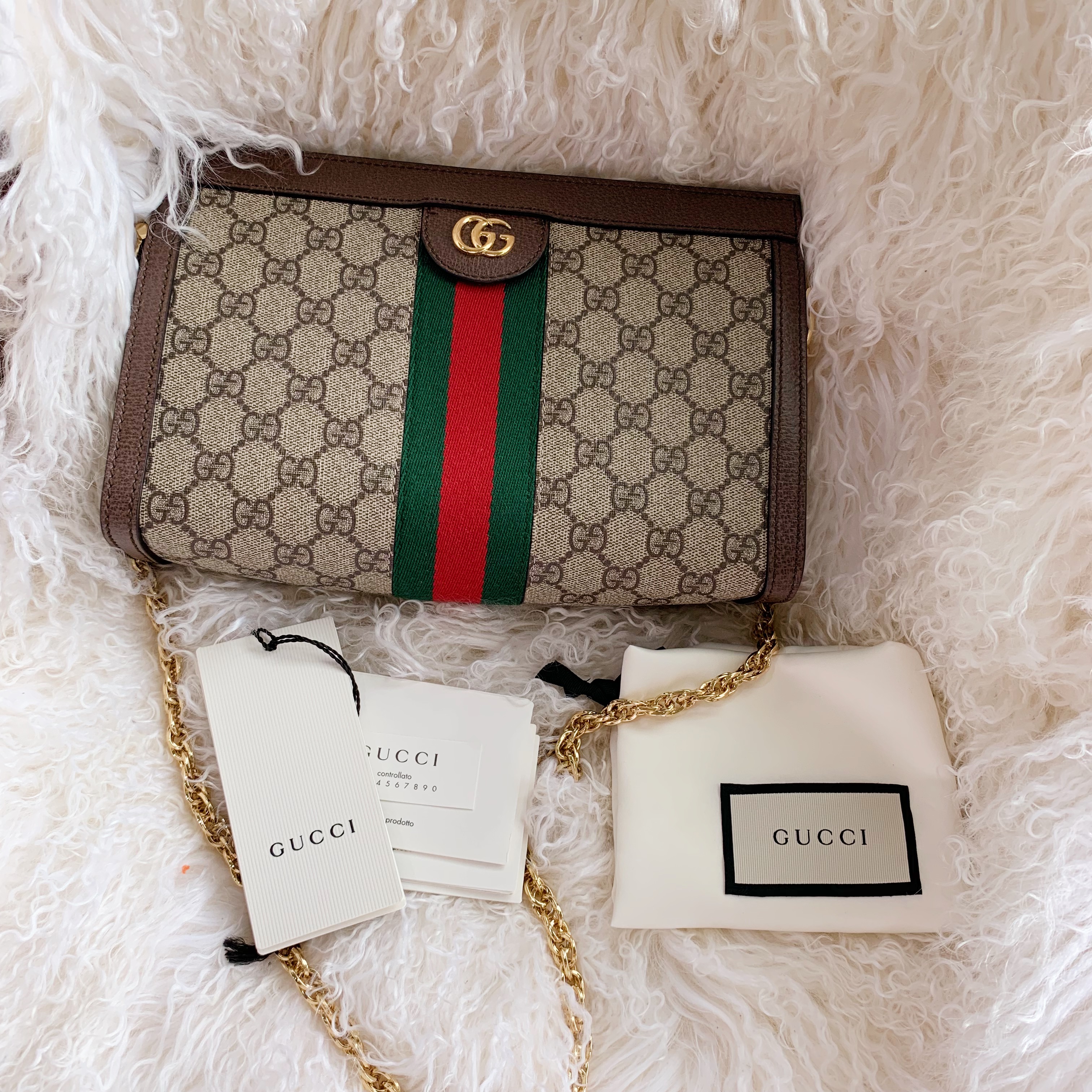 奢侈品防尘袋值钱,奢侈品的原装盒子和袋子需要吗