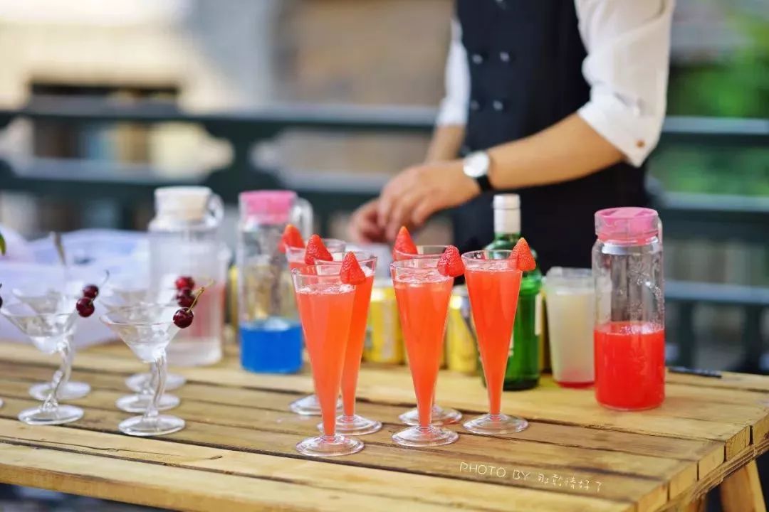 把古北水镇当景点就大错而特错了，你成功地浪费了所有时间和金钱