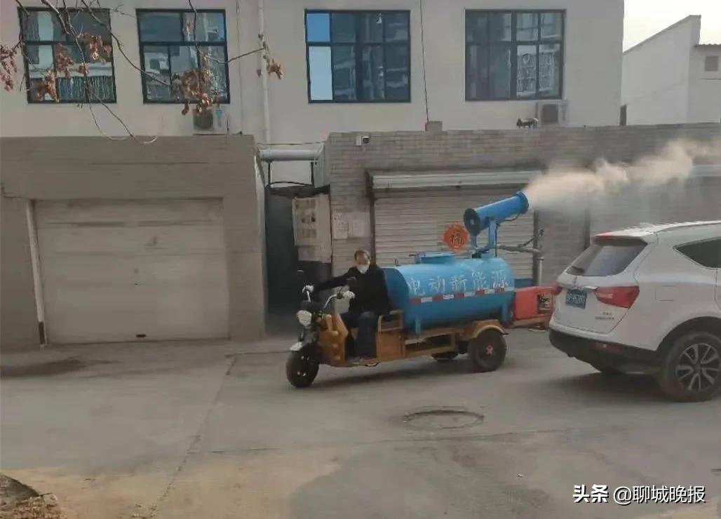 为了小区安全我们一直在行动,为了业主的安全保驾护航