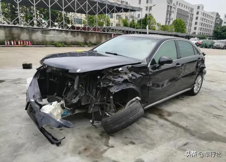 13代皇冠防撞梁拆解,13.5代皇冠前后防撞梁拆解