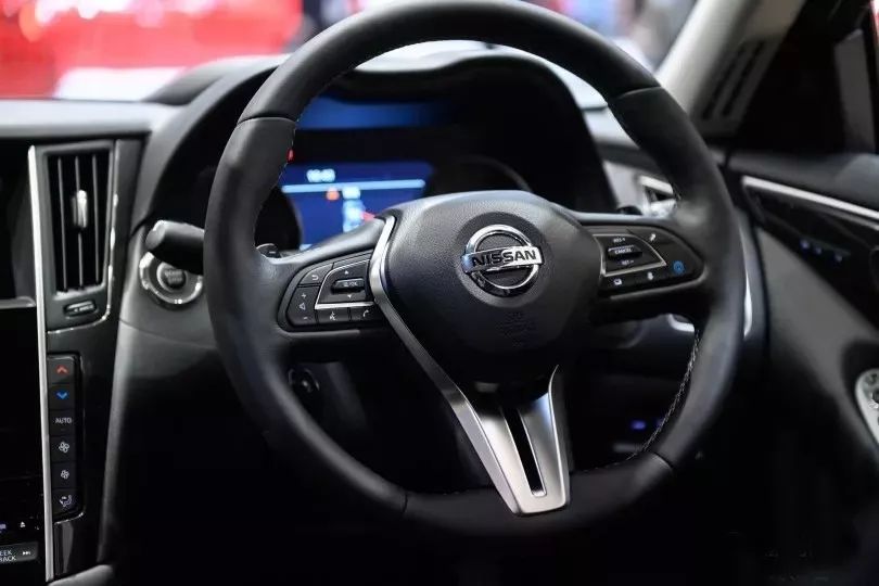 激光雷达对于自动驾驶有何作用,激光雷达和可视摄像头