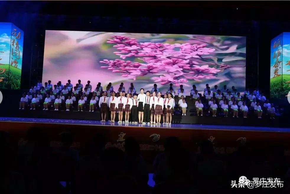 罗庄这个学校厉害了!!!看完好想去上学......