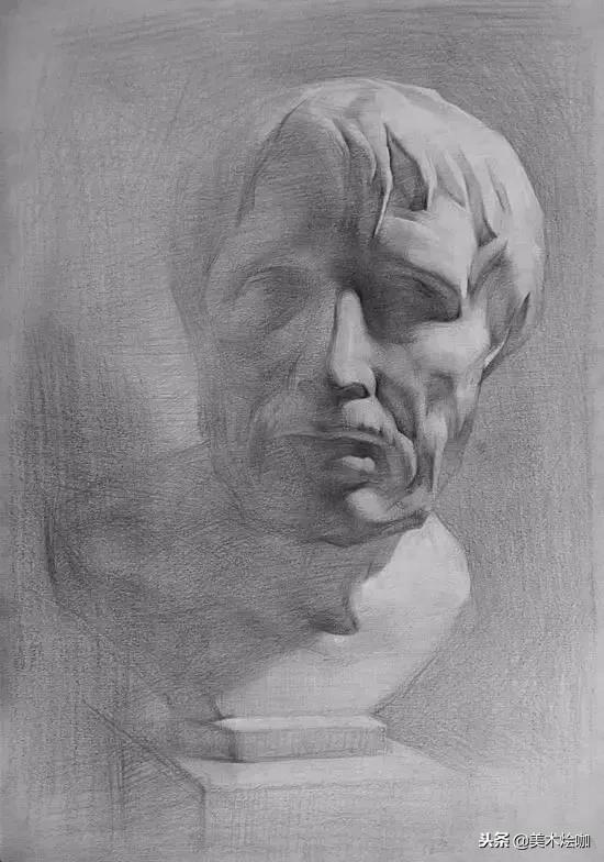 有了画画本和彩色笔还要用什么,有了这些临摹资料你还需要买书吗