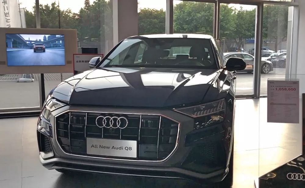 新款奥迪q8实车图,全新款奥迪q8配置细节全方位测评