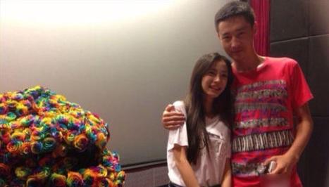 “一指禅”后，白百何频曝新恋情，上演“摸臀杀”的张爱朋去哪了