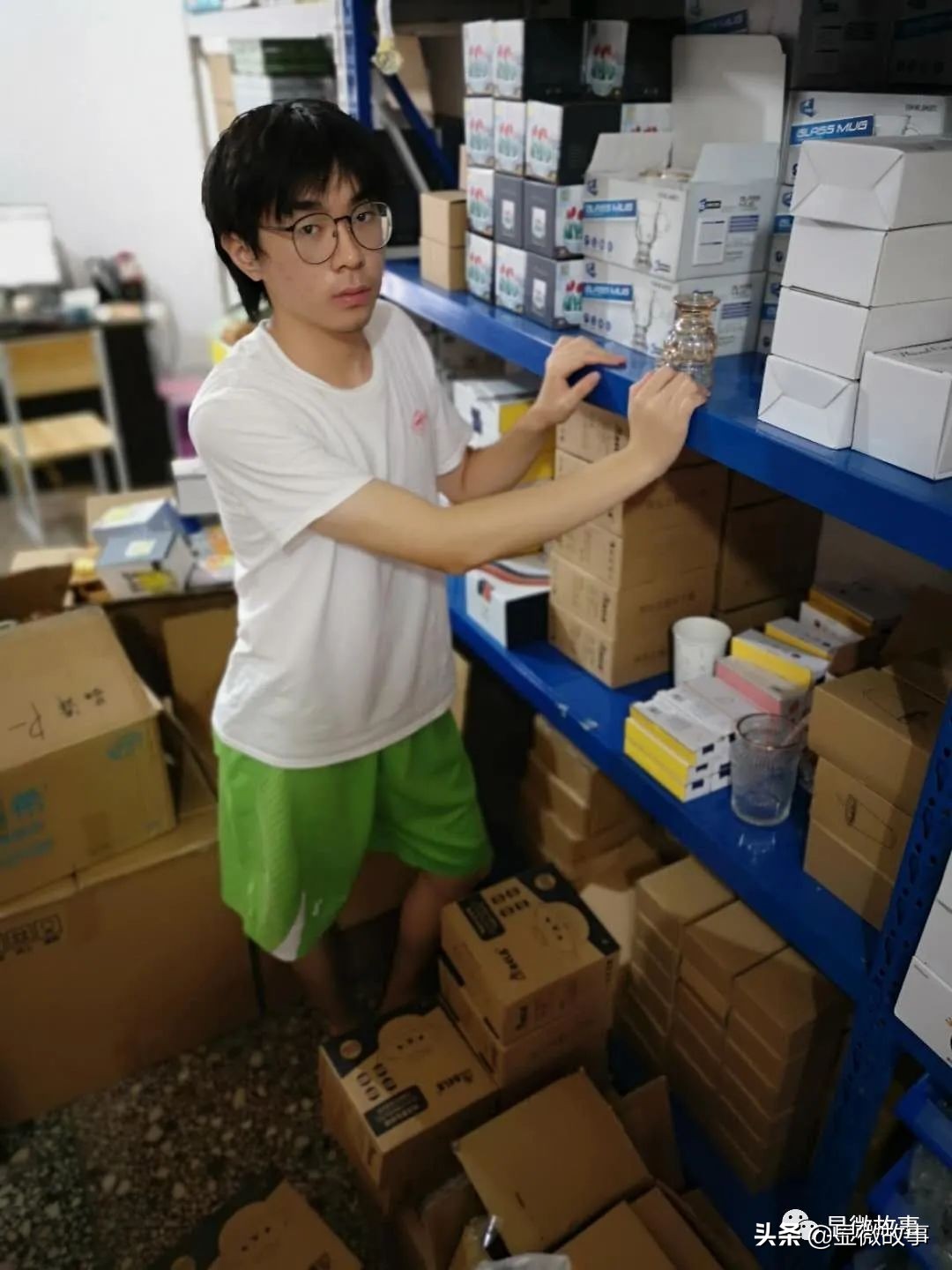 这届大学生有多野：23岁年入一亿，在淘宝卖狗狗奶茶