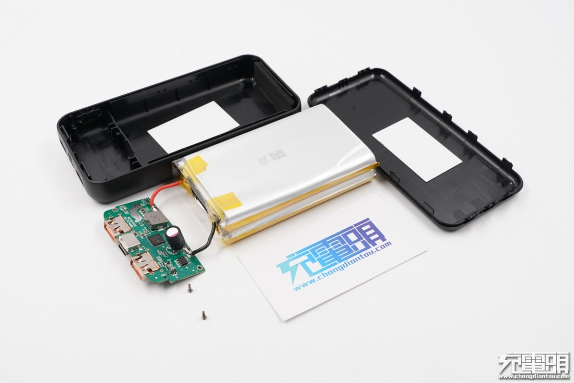 羽博充电宝拆解20000电芯,羽博30000毫安移动电源拆解