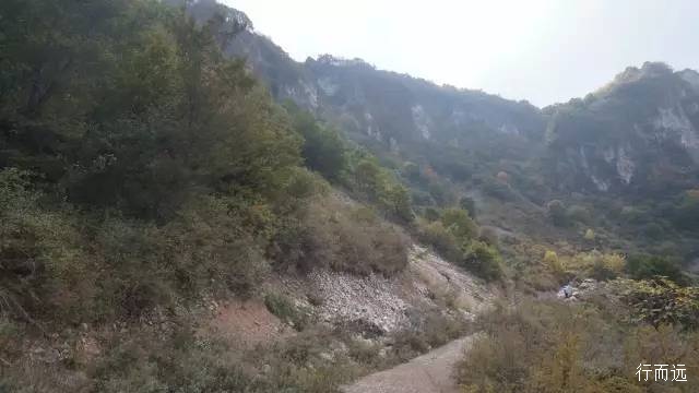 骑行夫子岭-京娘湖，穿越峻极关又进景区了，到河北是一路的美景