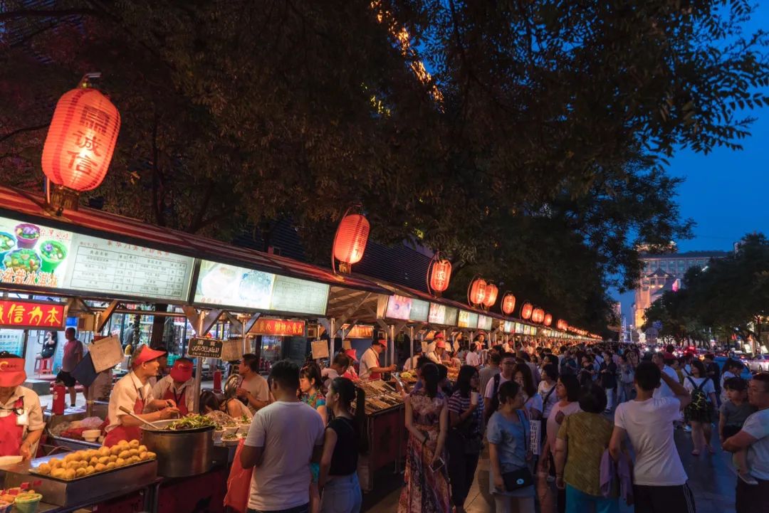 还没正式体验过“过早”、“吃早茶”的黄小厨，已经迫不及待了