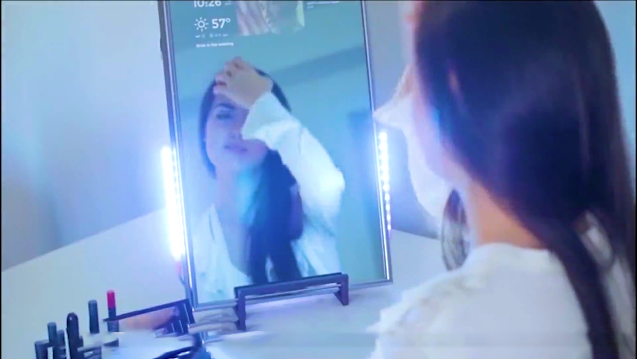 普通镜子和智能手机,普通镜子和智能手机的集合