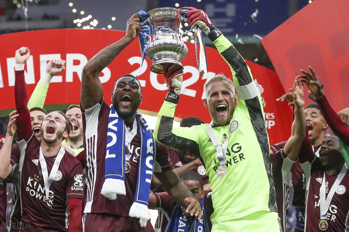 关公面前耍大刀不知天高地厚,关公面前耍大刀张飞