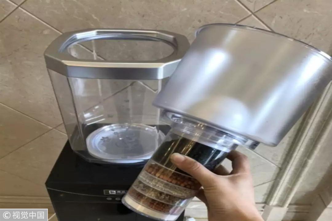 24v车载饮水机有脏怎么清洗,饮水机不清洗长期喝对身体的危害