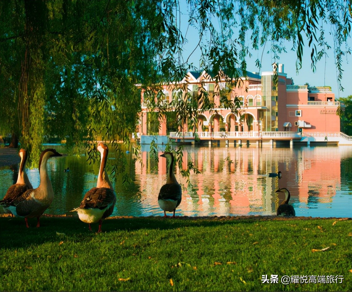 秋天去泡温泉能有多惬意,初秋适合去哪里泡温泉