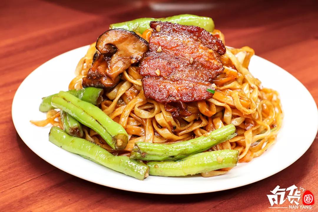 南阳正宗铁锅焖面,南阳焖面哪家最好吃