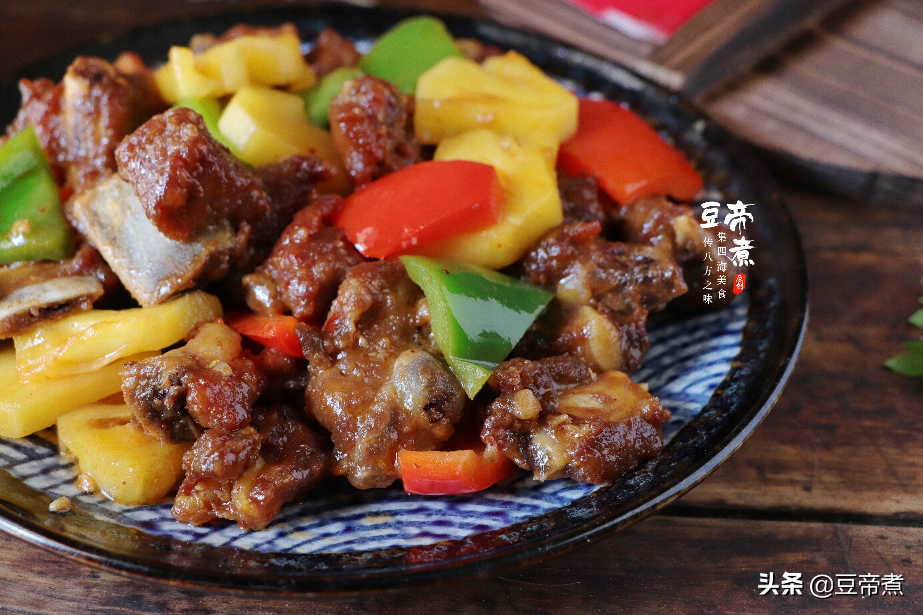 凤梨到底是梨还是菠萝,凤梨到底是菠萝还是释迦果