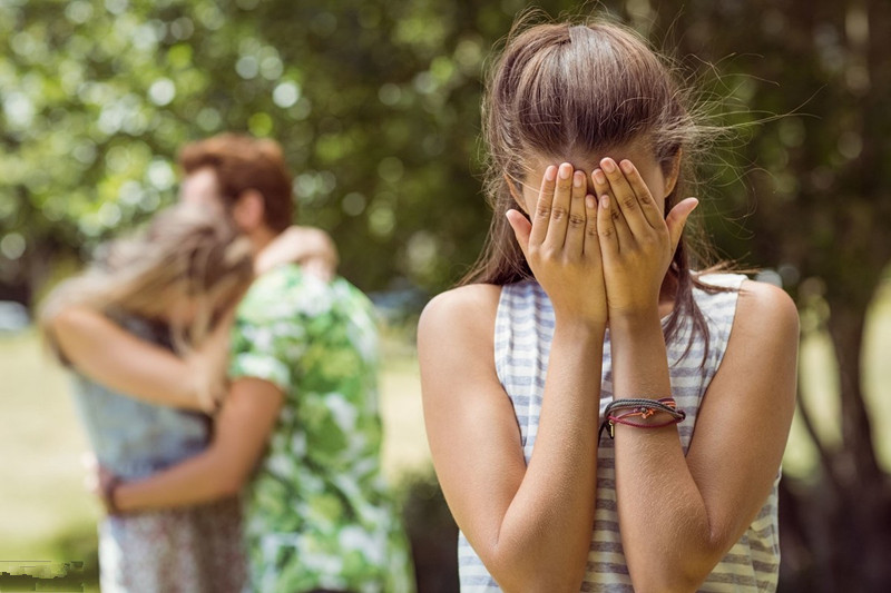 完全信任一个人的时候却换来背叛,一个曾经背叛过你的人还能信任吗