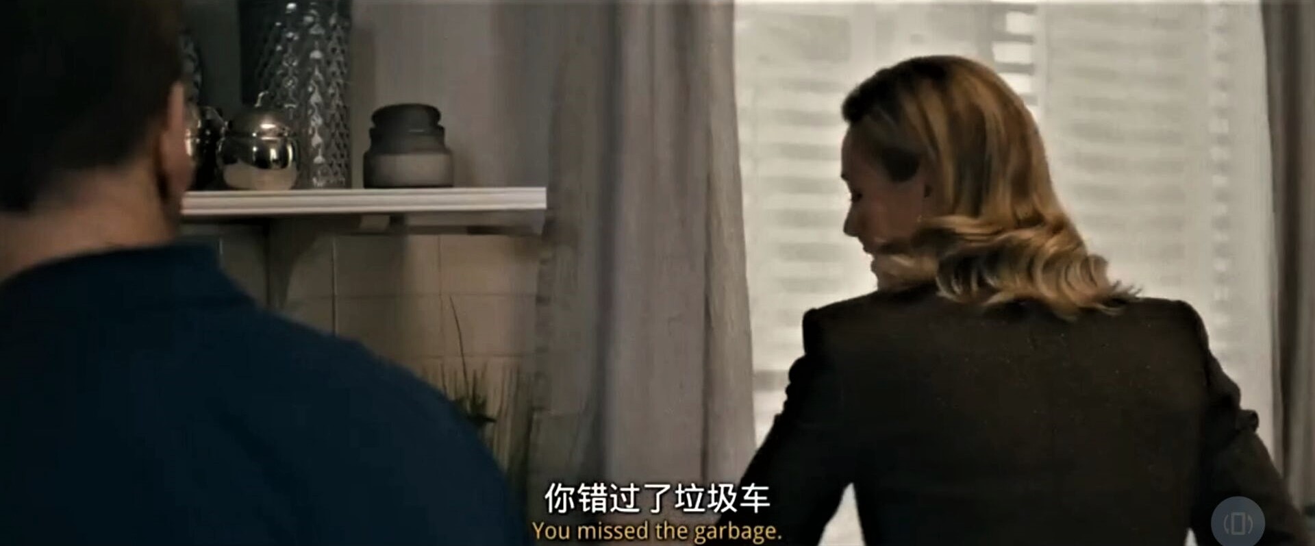 必看R级*片爽**：90分钟见证一个猫咪手镯引发的“*案惨**”