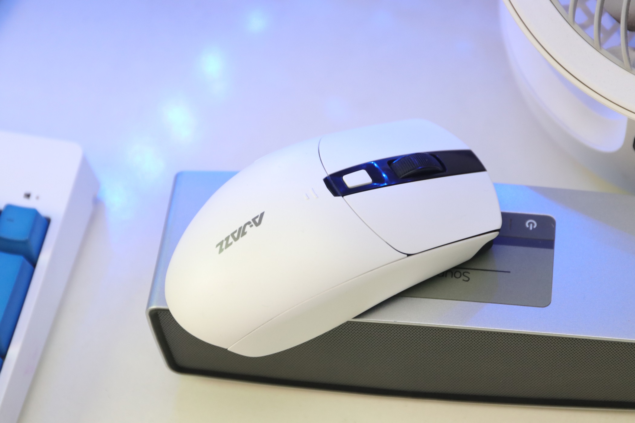 英菲克无线鼠标是国产的吗,既能有线又能无线电竞鼠标推荐