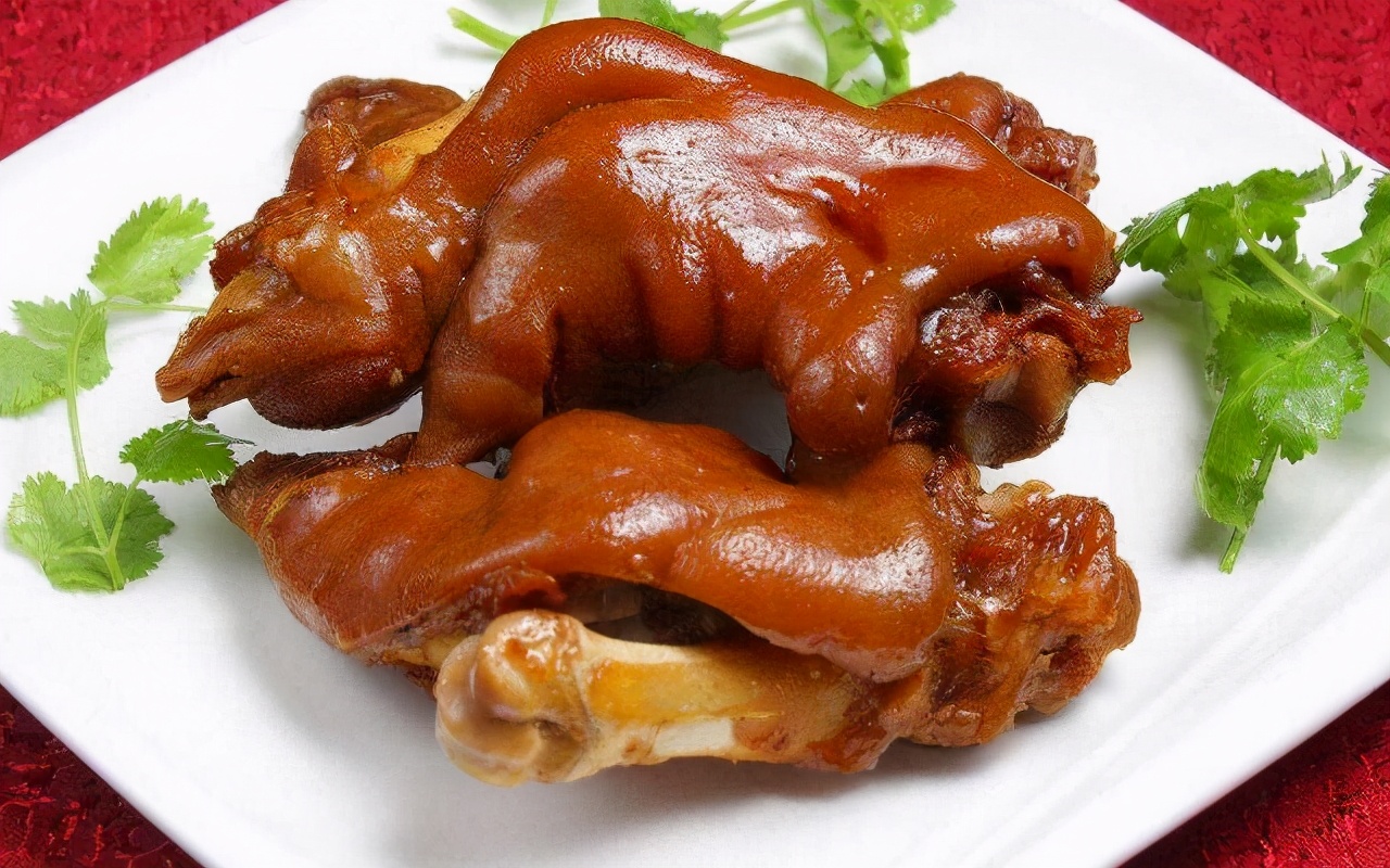 卤肉店卤猪蹄怎么入味,三十年卤猪头猪蹄配方