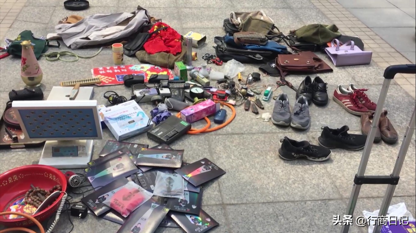 府庙古玩地摊每周日大集,每周四古玩集市